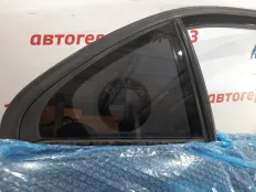 Форточка двери Mercedes C200 2010 A2047300255 W204 271.860, правая
