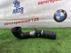 Патрубок интеркулера BMW X5 2011 13717609811 E70 N55B30A