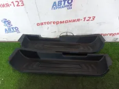 Накладка на порог Mercedes V220 2017 A4476801506 W447 651.950, передняя