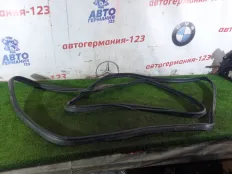 Уплотнитель багажника Mercedes V220 2017 A4477410300 W447 651.950