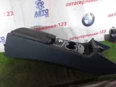Консоль центральная Mercedes CLS350 2011 A2186801702 C218 276.952