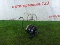 Дополнительная помпа Mercedes E220d 2017 A0005002686 W213 654.920