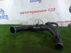 Патрубок воздушный Mercedes C180 2013 A2710901929 W204 271.820