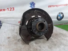 Ступица BMW X5 2012 33326879101 E70 N57D30A, задняя левая