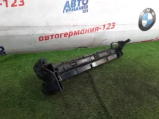 Кронштейн радиатора Mercedes E220d 2017 A0995042000 W213 654.920, правый