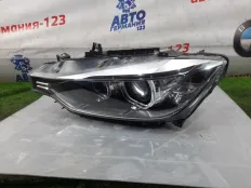 Фара BMW 320i 2012 63117338699 F30 N20B20B, левая