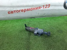 Форсунка омывателя фар Mercedes CLS350 2011 A2188600147 C218 276.952, левая