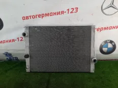 Радиатор BMW X5 2011 17117533472 E70 N55B30A
