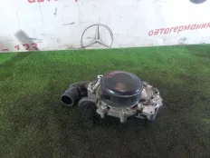 Помпа Mercedes V220 2017 A6512008401 W447 651.950