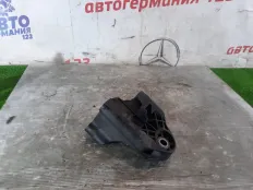 Кронштейн двигателя Mercedes E220d 2017 A6542232300 W213 654.920, левый