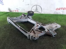Кронштейн двс Mercedes V220 2017 A6512012309 W447 651.950