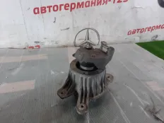 Подушка двигателя Mercedes E200 2016 A2132400700 W213 274.920, левая