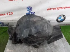 Подкрылок передняя часть Mercedes C200 2008 A2046980030 W204 271.950, передний правый