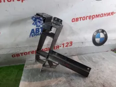 Кронштейн фары BMW X3 2012 51647210499 F25 N20B20A, левый