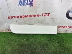 Накладка двери BMW X3 2012 51138052083 F25 N20B20A, задняя правая