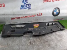 Воздухозаборник Mercedes C200 2008 A2045000155 W204 271.950