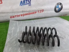 Пружина Mercedes C200 2010 A2043240304 W204 271.860, задняя