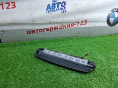 Стоп-сигнал в салоне BMW 520d 2017 63257360526 G30 B47D20A