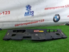 Воздухозаборник Mercedes C180 2014 A2045000155 W204 271.820