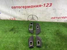 Накладка двери Mercedes E220d 2017 A2137371900 W213 654.920