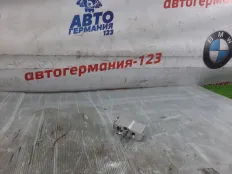 Клапан Mercedes V220 2017 A0008351600 W447 651.950, задний