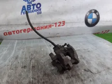 Суппорт тормозной Mercedes C class 2012 A2044230281 W204, задний правый
