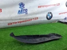 Пыльник крыла Mercedes E250 2010 A2078890125 C207 271.860, левый