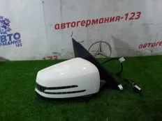 Зеркало заднего вида боковое Mercedes C180 2010 A2048104076 W204 271.860, правое