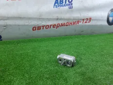 Клапан Mercedes C200 2015 A2058308400 W205 274.920