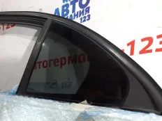 Форточка двери Mercedes A180 2016 A1767300500 W176 270.910, левая