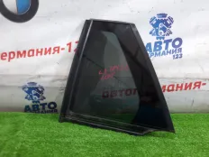 Форточка двери Mercedes C200 2017 A2057300755 S205 274.920, левая
