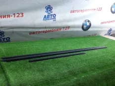 Молдинг двери BMW X5 2012 51137158533 E70 N57D30A