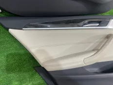 Обшивка двери BMW 520d 2017 51417478319 G30 B47D20A