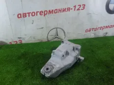 Кронштейн двигателя Mercedes GLC250 2018 A2742232204 X253 274.920, правый