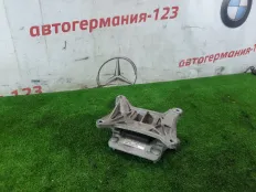 Подушка АКПП Mercedes GLC250 2018 A2052402500 X253 274.920
