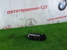 Замок двери Mercedes V220 2016 A4477301002 W447 651.950, задний правый