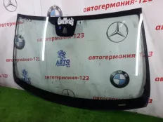 Стекло лобовое Mercedes E300 2013 A2126703700 W212 276.952