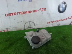 Бачок расширительный Mercedes A180 2018 A2475000049 W177 282.914