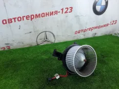 Мотор печки Mercedes V220 2016 A0008300102 W447 651.950, передний