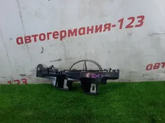 Кронштейн бампера Mercedes C180 2015 A2058850465 W205 274.910, задний правый