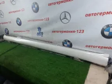 Накладка на порог Mercedes C180 2015 A2056980354 W205 274.910, левая