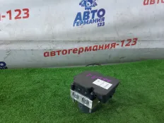 Блок ABS Mercedes A180 2016 A0004312500 W176 270.910