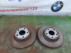 Диски тормозные Mercedes C180 2010 A2124211312 W204 271.860, передние