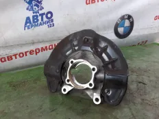 Ступица Mercedes A180 2018 A2473320800 W177 282.914, передняя правая