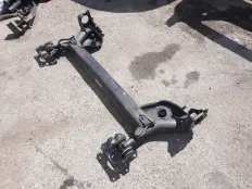 Балка Mercedes A180 2018 A1773500302 W177 282.914