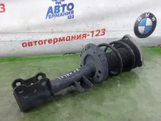 Амортизатор подвески Mercedes GLA180 2015 A1563231600 X156 270.910, передний правый