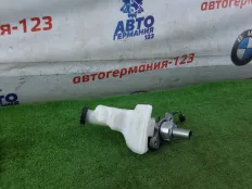 Главный тормозной цилиндр Mercedes A180 2018 A1774304400 W177 282.914