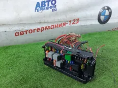 Блок предохранителей Mercedes C180 2010 A2129000206 W204 271.860