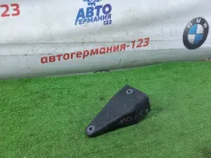 Кронштейн Mercedes V220 2016 A4478801214 W447 651.950, правый