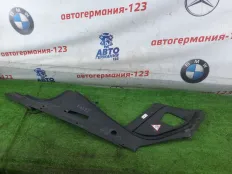 Накладка BMW 528i 2012 51767019804 F10 N20B20A, правая